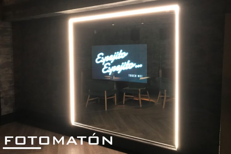 FOTOMATON